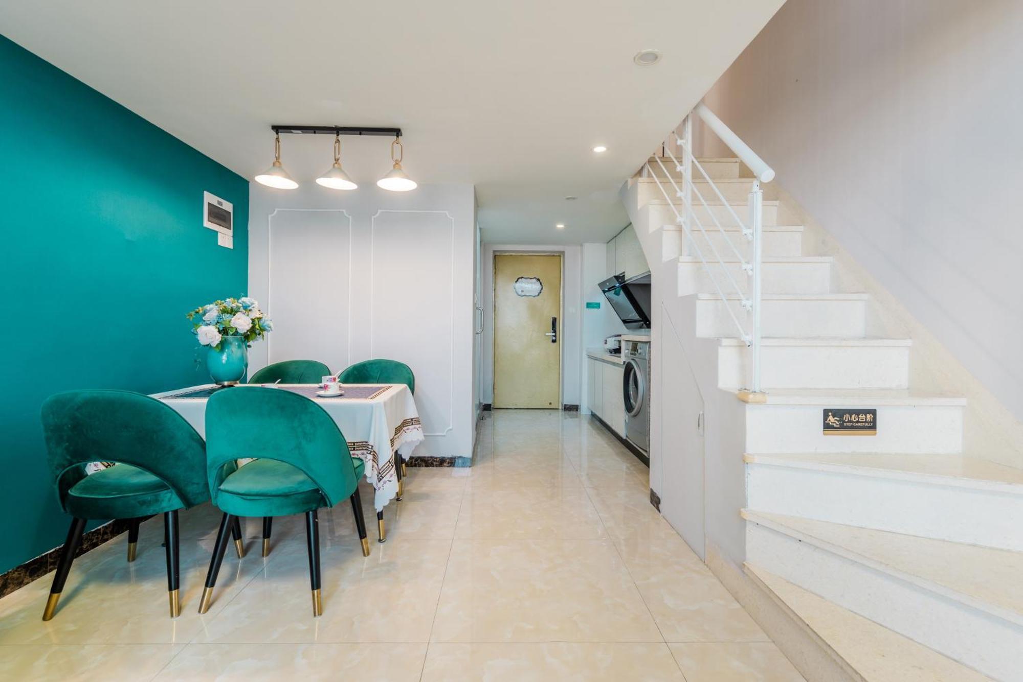 גואנגג'ואו Lavendar Duplex Apartment מראה חיצוני תמונה